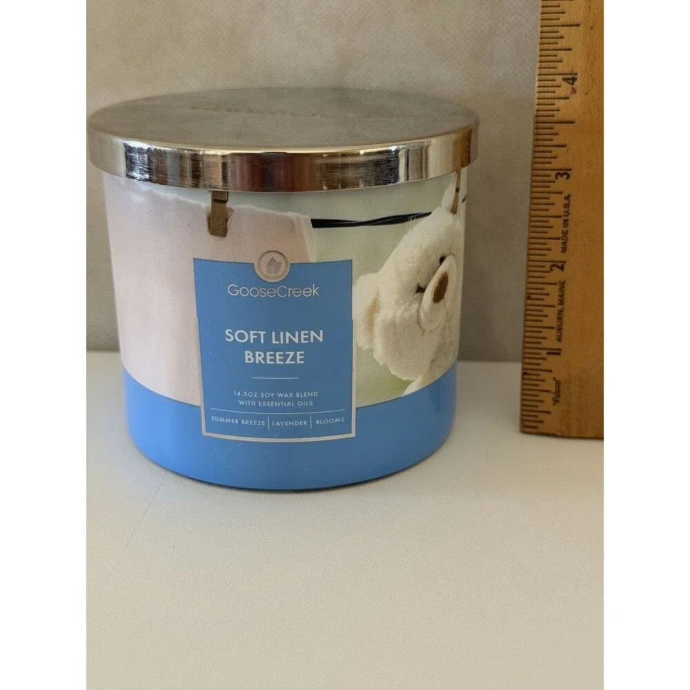 Goose Creek Soft Linen Breeze 14.5 oz Large 3 Wick Scented Jar Candle